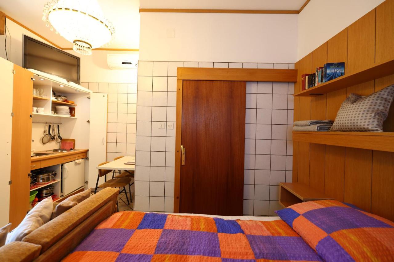 Apartments Pika Кърк Екстериор снимка