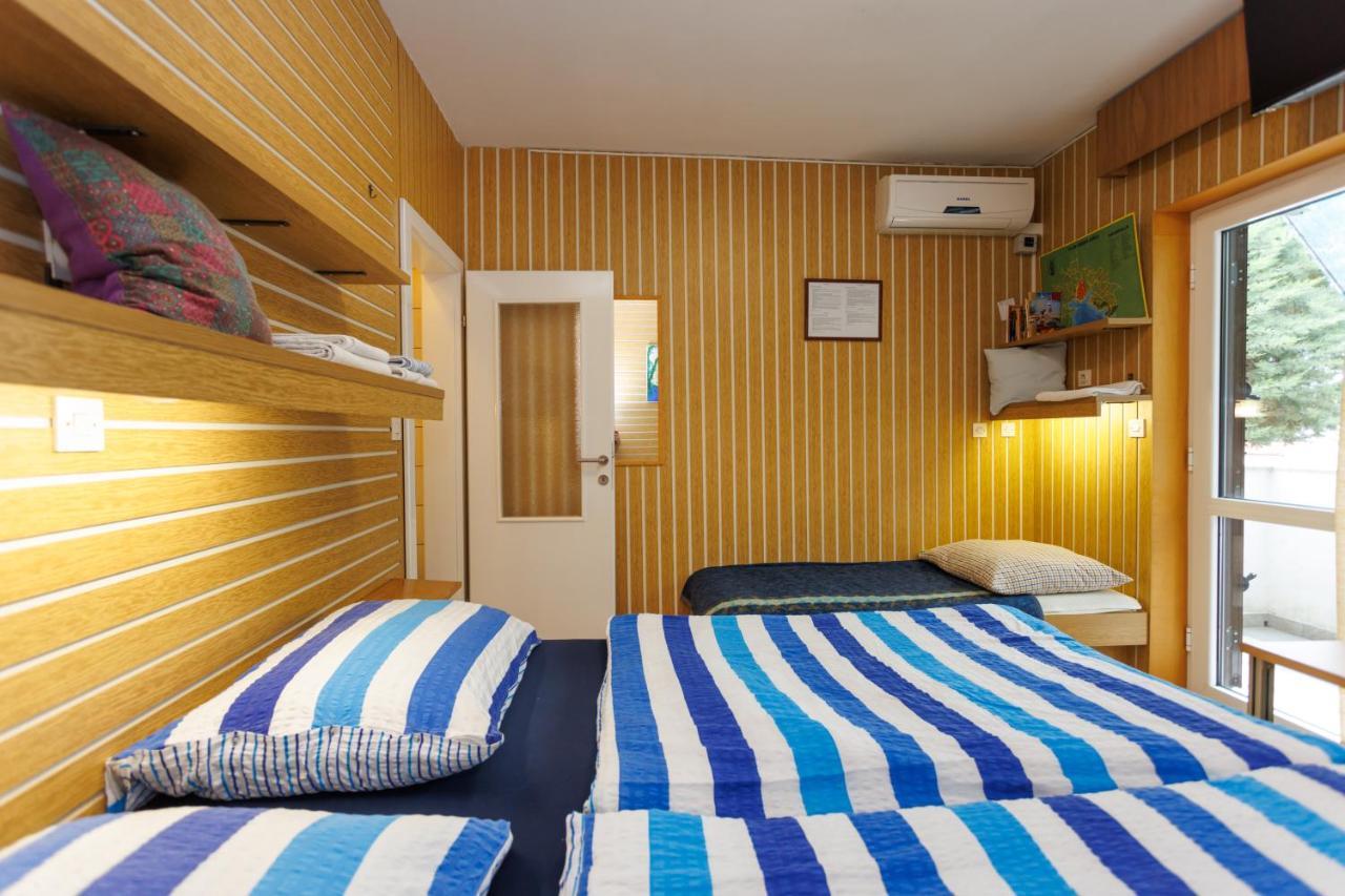 Apartments Pika Кърк Екстериор снимка