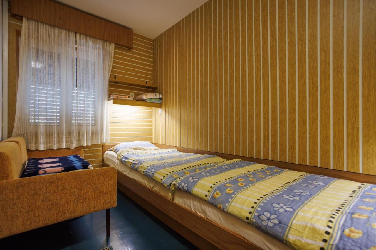 Apartments Pika Кърк Екстериор снимка